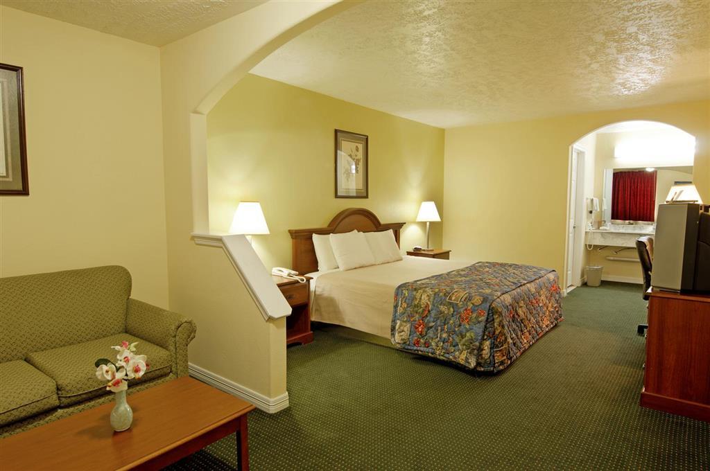 Americas Best Value Inn & Suites Waller/Prairie View Room photo