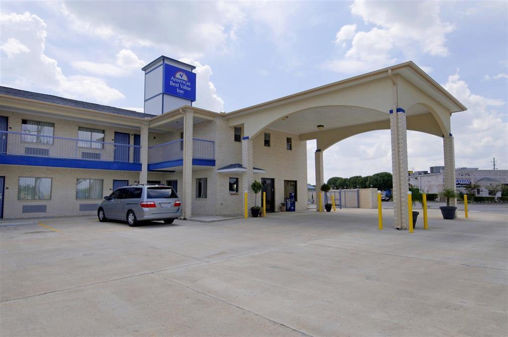 Americas Best Value Inn & Suites Waller/Prairie View Exterior photo