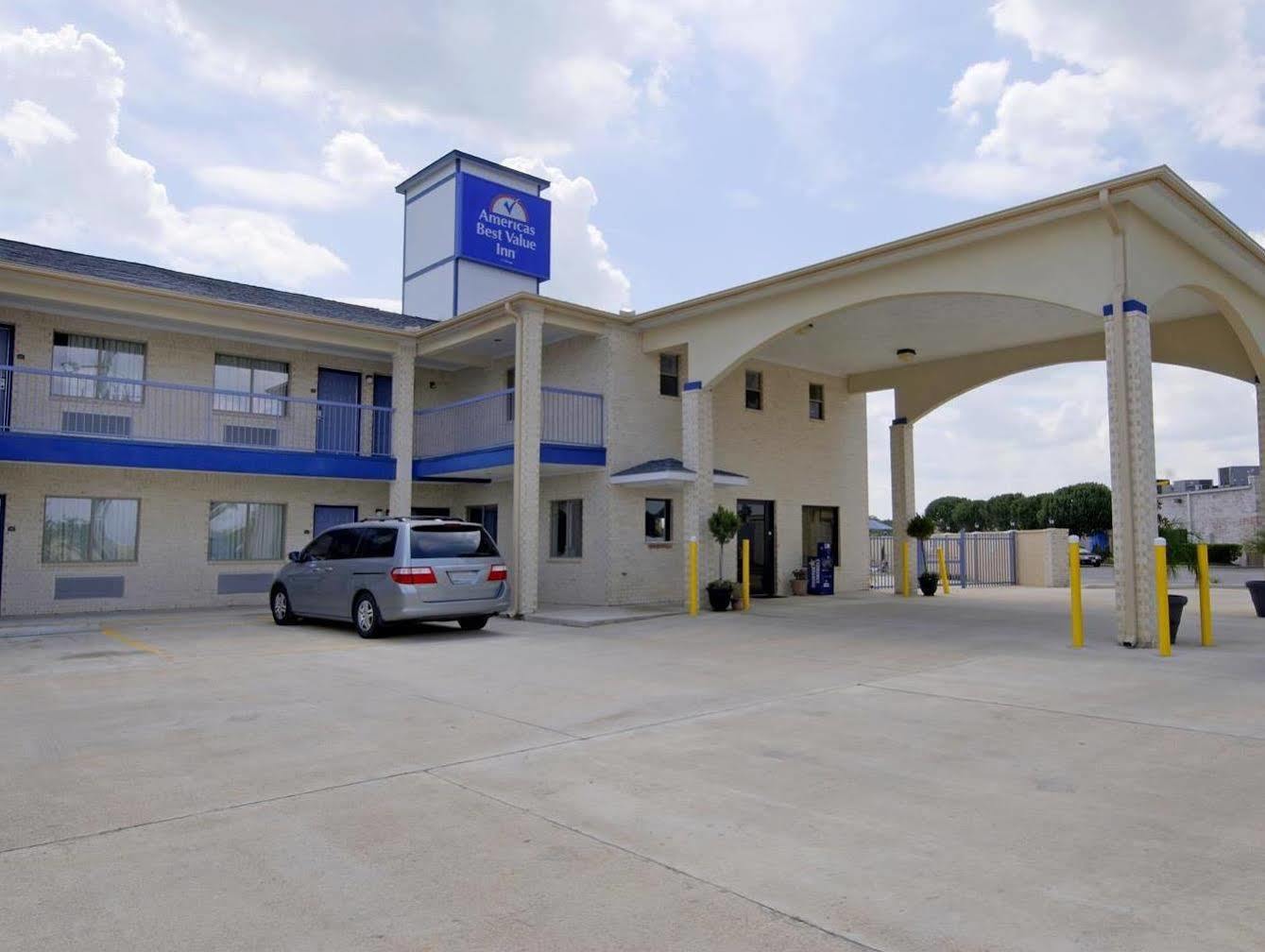 Americas Best Value Inn & Suites Waller/Prairie View Exterior photo